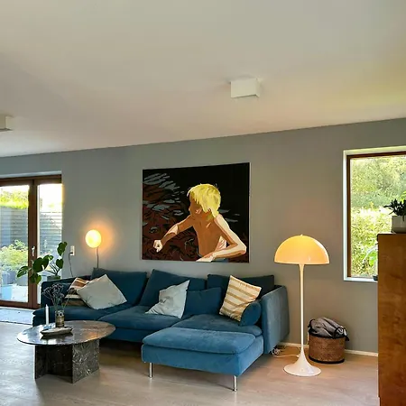 Bright Townhouse On Amager With A Cozy Courtyard Vakantiehuis Kopenhagen